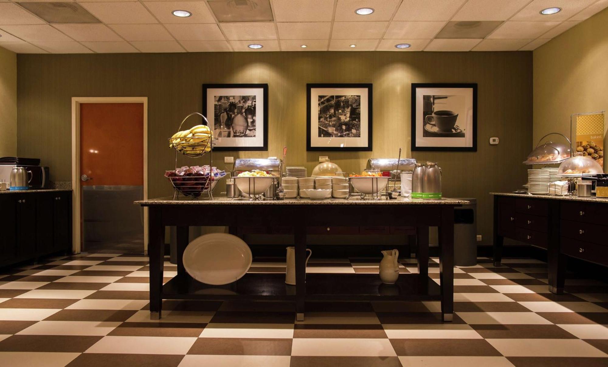 Hampton Inn Torreon Airport-Galerias Exterior photo