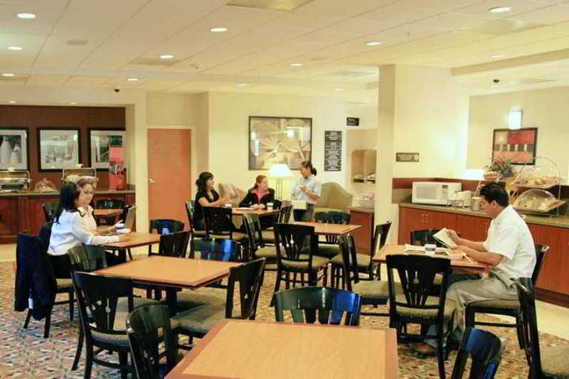 Hampton Inn Torreon Airport-Galerias Restaurant photo